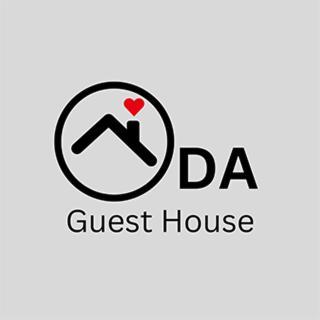 Oda Guest House Korce Buitenkant foto